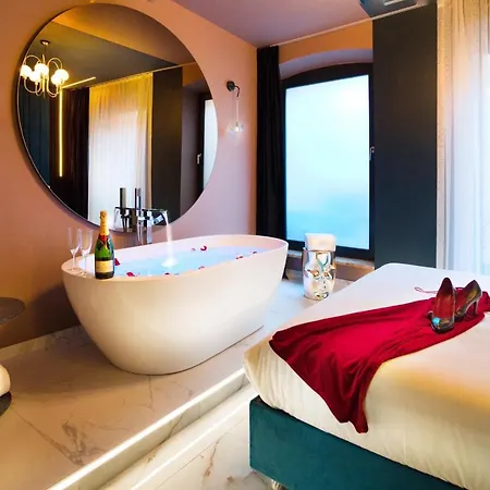 Life Voyage & Spa - Strasbourg'S City Center Luxury Experience Exterior photo