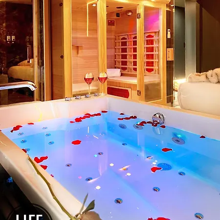 Life Voyage & Spa - Strasbourg'S City Center Luxury Experience Exterior photo