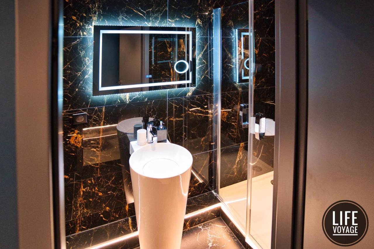Life Voyage & - Strasbourg's Center Luxury Experience * Straatsburg
